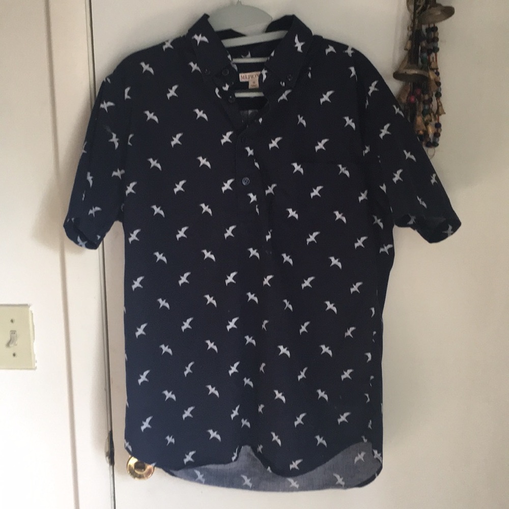 Men’s half button up